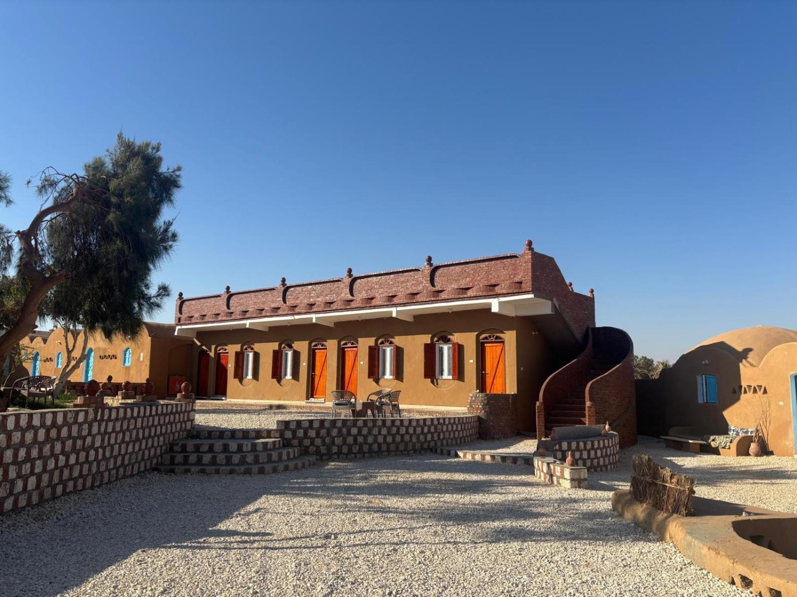 Beir El Gabal Hotel Qasr Dakhl Exterior photo